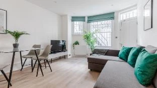 Quiet Apartment in Town